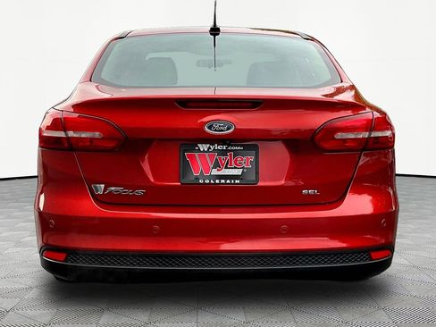 Used 2018 Ford Focus SEL FWD image 5