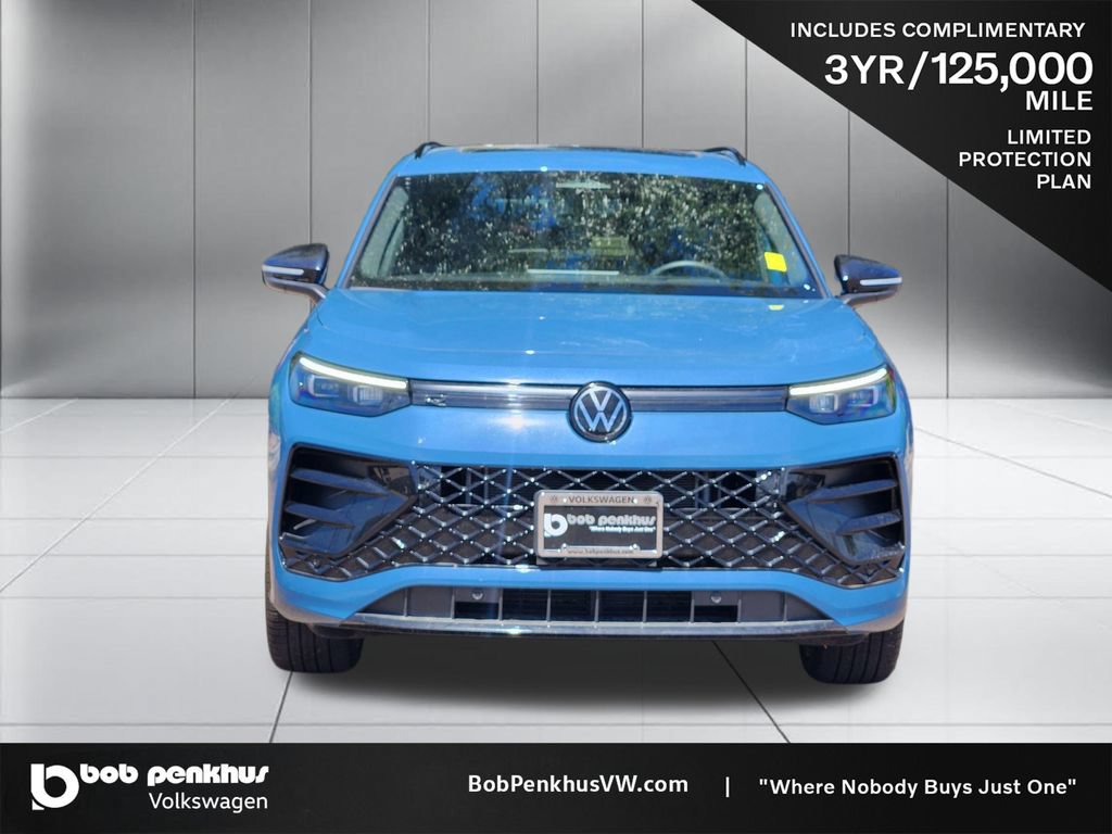 Used 2025 Volkswagen Tiguan SE R-Line AWD/4WD image 22