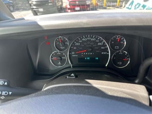 New 2025 GMC Savana 2500 w/ Driver Convenience Package image 21