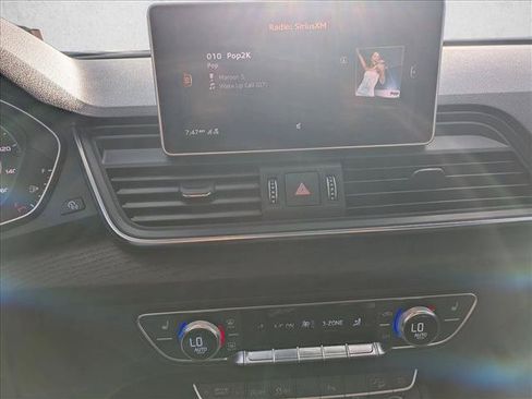 Used 2019 Audi Q5 2.0T Premium Plus w/ Premium Plus Package AWD/4WD image 13