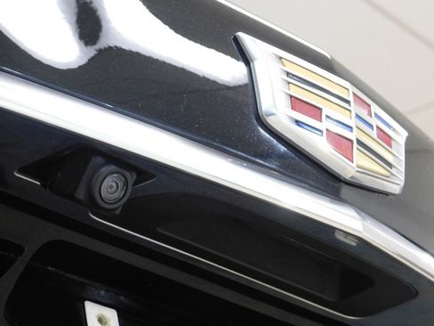 Used 2017 Cadillac XT5 FWD image 59