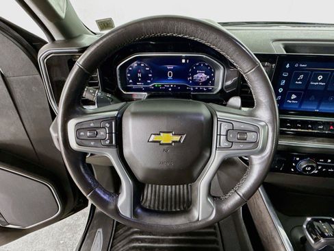 Used 2022 Chevrolet Silverado 1500 LTZ w/ LTZ Premium Package AWD/4WD image 4