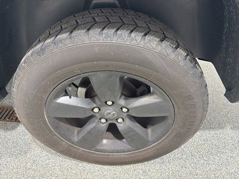 Used 2019 RAM 1500 Classic Warlock image 13