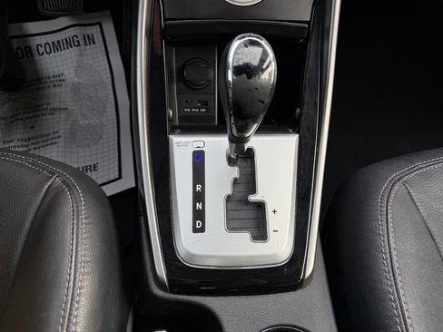 Used 2012 Hyundai Elantra Limited image 16