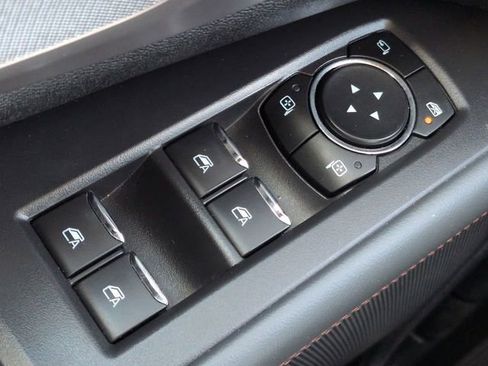Used 2025 Ford Expedition Max Active AWD/4WD image 25