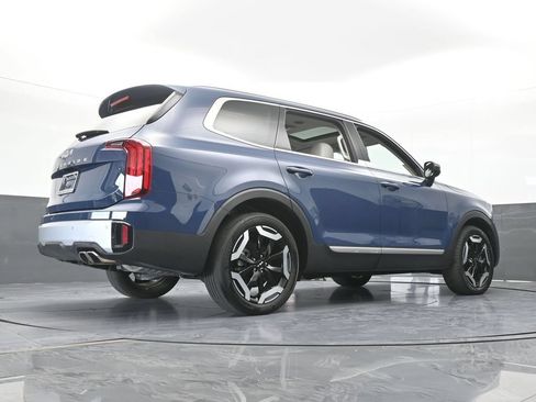 Used 2024 Kia Telluride S w/ S Sunroof Package FWD image 67