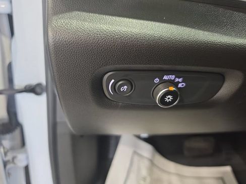 Used 2023 Chevrolet Traverse High Country w/ LPO, Floor Liner Package AWD/4WD image 20
