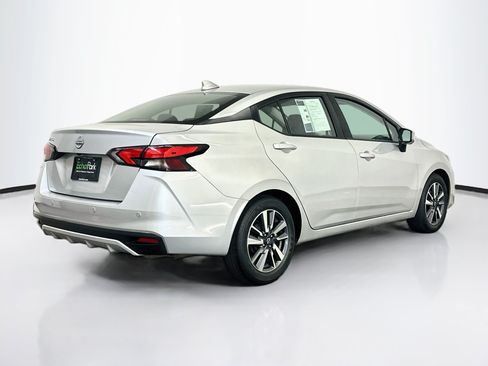 Used 2025 Nissan Versa SV FWD image 9