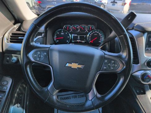 Used 2018 Chevrolet Suburban LT AWD/4WD image 15