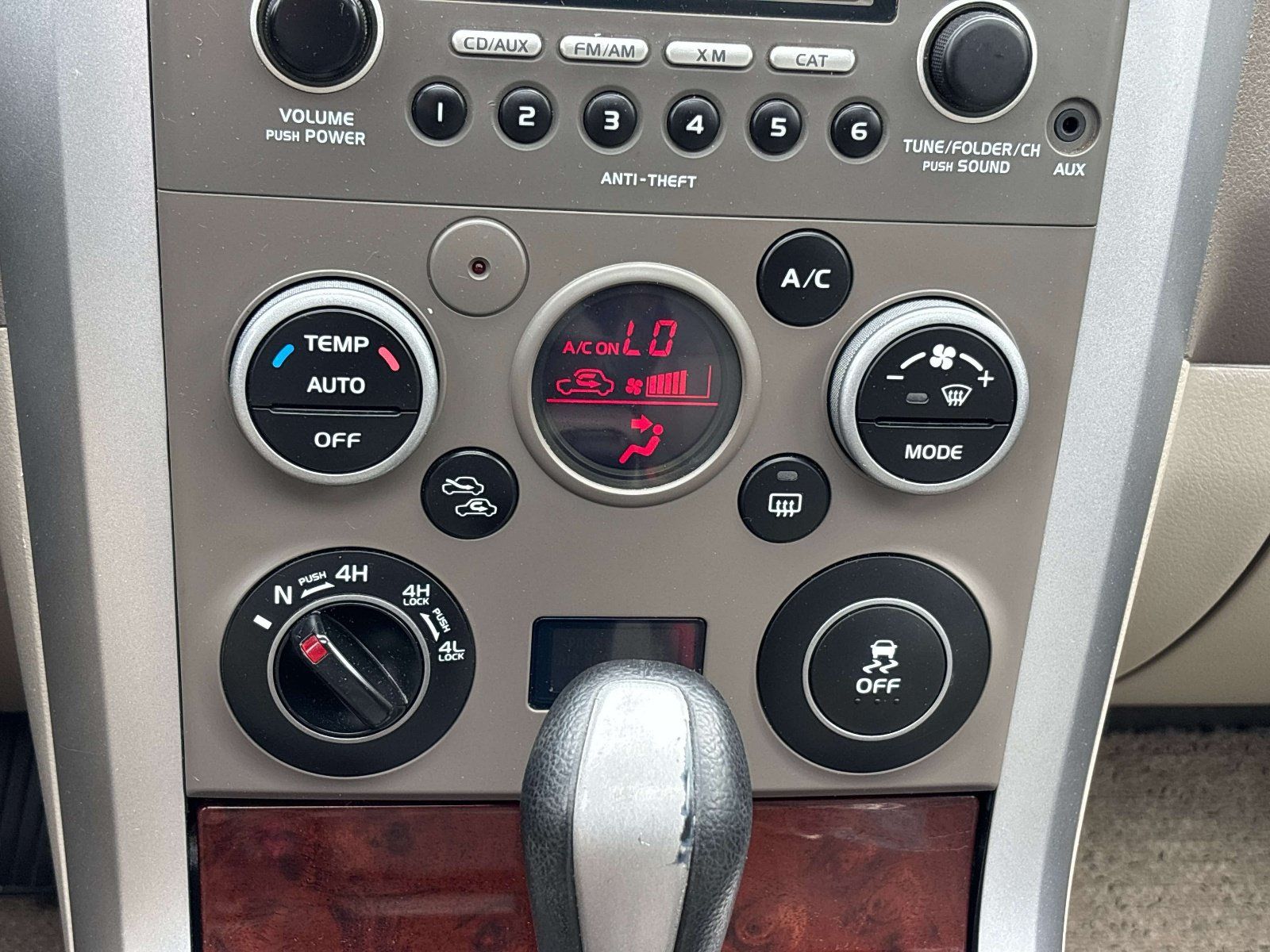 Used 2012 Suzuki Grand Vitara Limited AWD/4WD image 21