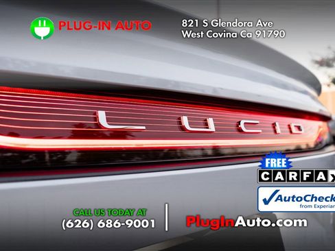 Used 2024 Lucid Air Touring image 7
