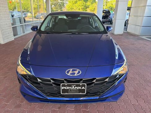 Used 2023 Hyundai Elantra SEL w/ Convenience Package FWD image 6