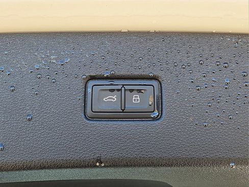 Used 2024 Audi Q5 2.0T Premium Plus image 16