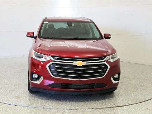 Used 2021 Chevrolet Traverse Premier AWD/4WD image 2