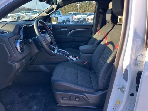 Used 2023 Chevrolet Colorado Z71 w/ Z71 Convenience Package 2 image 23