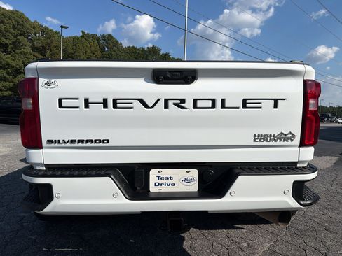 Used 2020 Chevrolet Silverado 3500 High Country w/ Technology Package AWD/4WD image 8