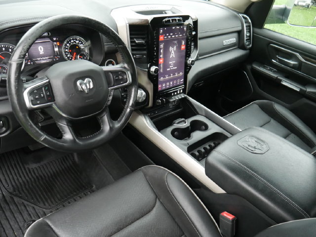 Used 2019 RAM 1500 Laramie AWD/4WD image 16