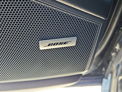 Certified 2023 Porsche Cayenne Platinum Edition image 22