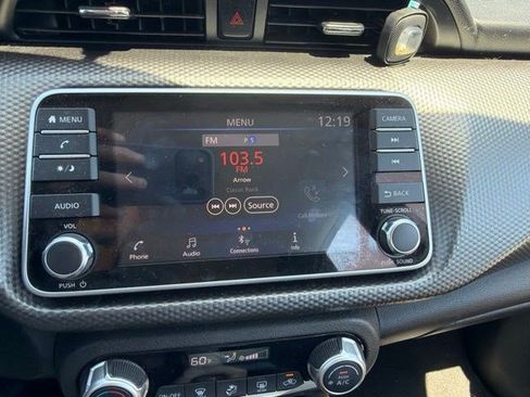 Used 2019 Nissan Kicks SV w/ Exterior Package FWD image 16