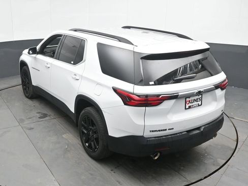 Used 2023 Chevrolet Traverse LT image 44