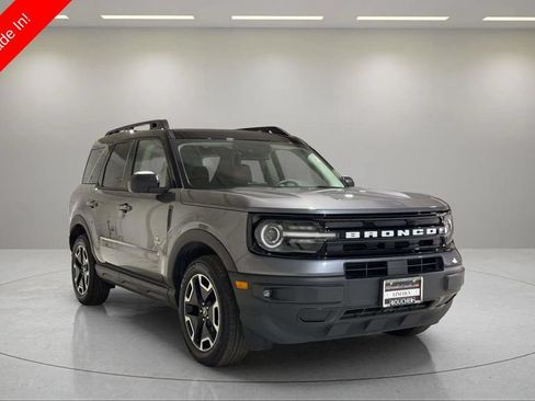 Used 2023 Ford Bronco Sport Outer Banks w/ Tech Package AWD/4WD image 1