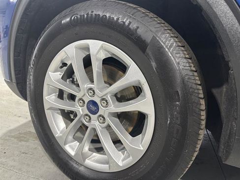 Used 2022 Ford Escape SE image 31