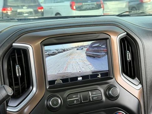 Used 2020 Chevrolet Silverado 1500 High Country w/ Safety Package II image 4