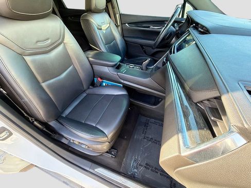 Used 2021 Cadillac XT5 Premium Luxury FWD image 15