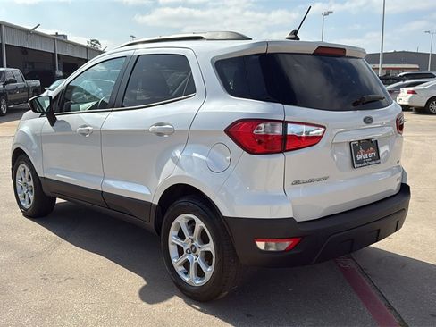 Used 2018 Ford EcoSport SE w/ SE Convenience Package image 5