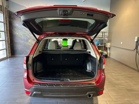 Used 2023 Subaru Forester Limited AWD/4WD image 30