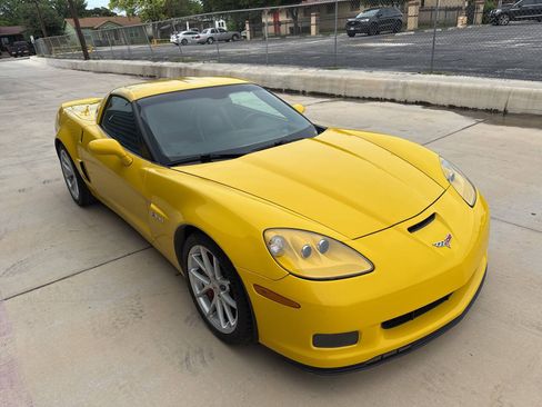 Used 2011 Chevrolet Corvette Z06 w/ Preferred Equipment Group RWD image 9