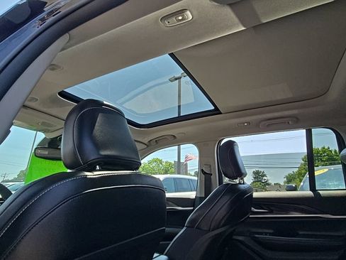Certified 2023 Jeep Grand Cherokee Limited AWD/4WD image 15
