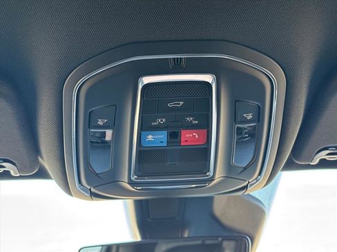 New 2026 Jeep Grand Wagoneer L Limited w/ Convenience Group I AWD/4WD image 19