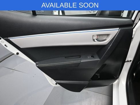 Used 2015 Toyota Corolla LE FWD image 26