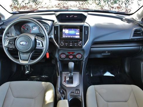 Used 2019 Subaru Impreza 2.0i Premium image 10