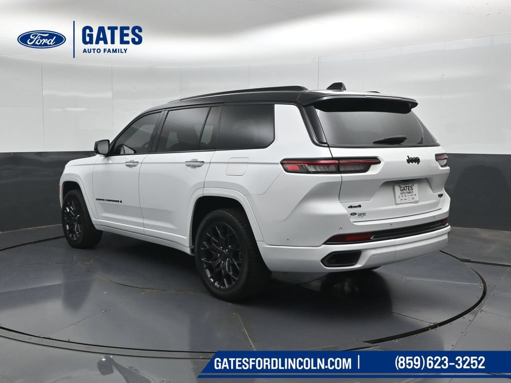 Used 2024 Jeep Grand Cherokee L Summit AWD/4WD image 8