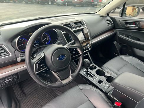 Used 2019 Subaru Outback 2.5i Limited image 5