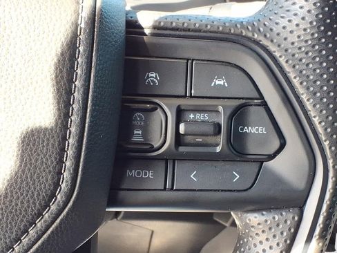 Used 2025 Toyota Tacoma SR5 image 25