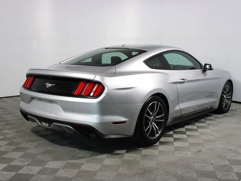 Used 2017 Ford Mustang Premium image 33