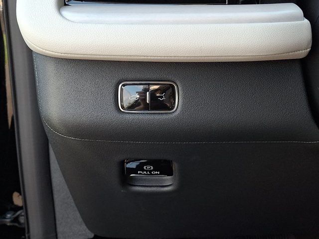 New 2026 Lincoln Navigator L Reserve AWD/4WD image 19