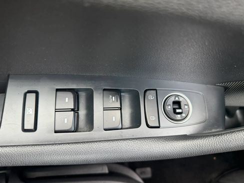 Used 2019 Hyundai Sonata SE FWD image 24