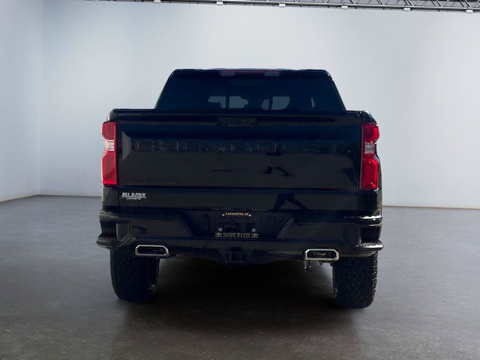 Used 2024 Chevrolet Silverado 1500 LT Trail Boss w/ Convenience Package II AWD/4WD image 4