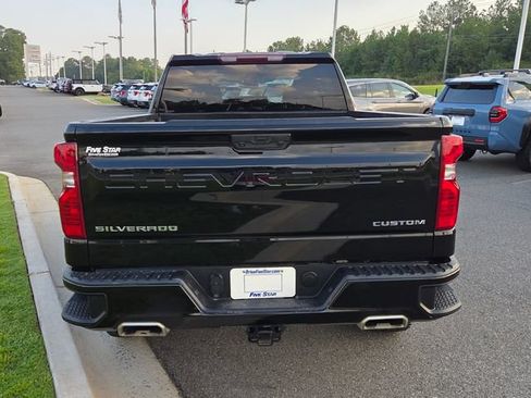 Used 2024 Chevrolet Silverado 1500 Custom Trail Boss AWD/4WD image 12