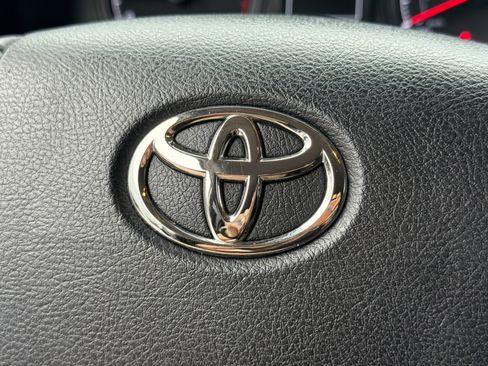 Used 2021 Toyota 4Runner SR5 image 25