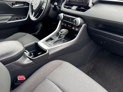 Used 2025 Toyota RAV4 XLE w/ Weather Package image 32