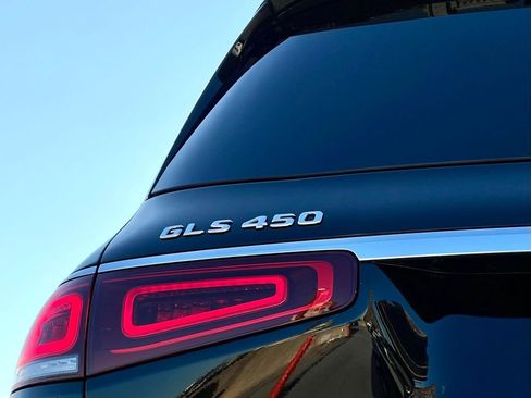 Certified 2022 Mercedes-Benz GLS 450 4MATIC image 9