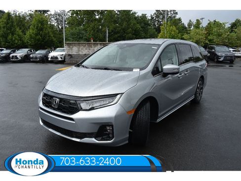 New 2026 Honda Odyssey Elite image 3