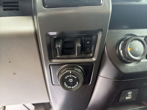 Used 2020 Ford F350 XLT w/ XLT Value Package image 27