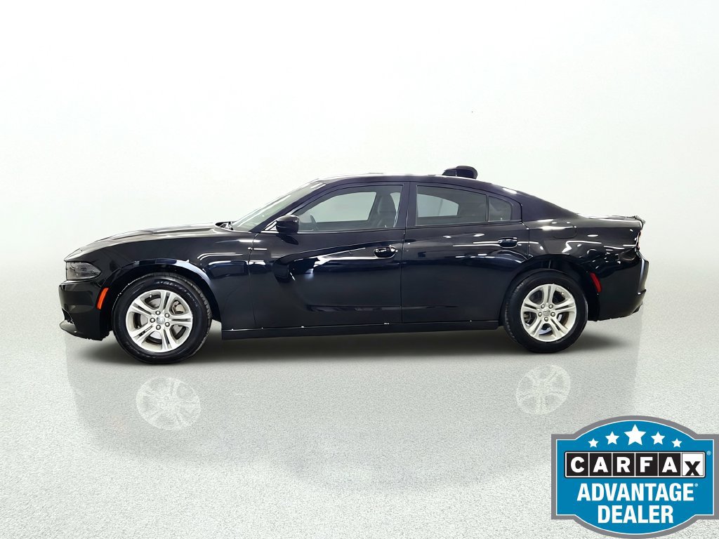 Used 2023 Dodge Charger SXT RWD image 4