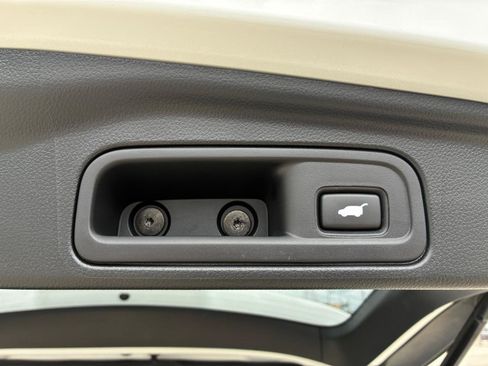 Used 2021 Honda Pilot Elite image 36